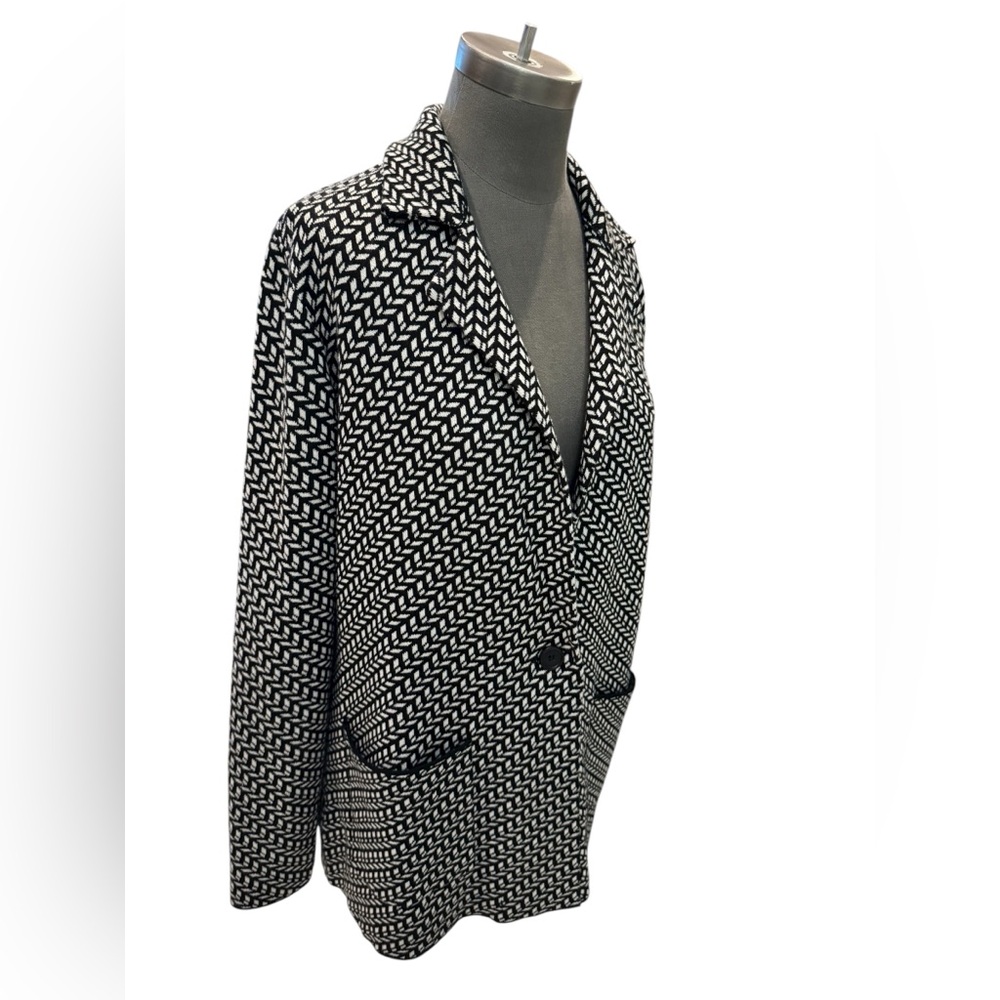 Max Studio Black Ivory Textured Knit Blazer Cardigan Size Medium - Picture 2 of 15